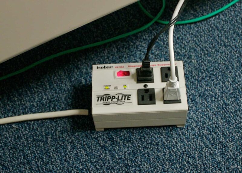 Surge Suppressor/electric appliance protection
