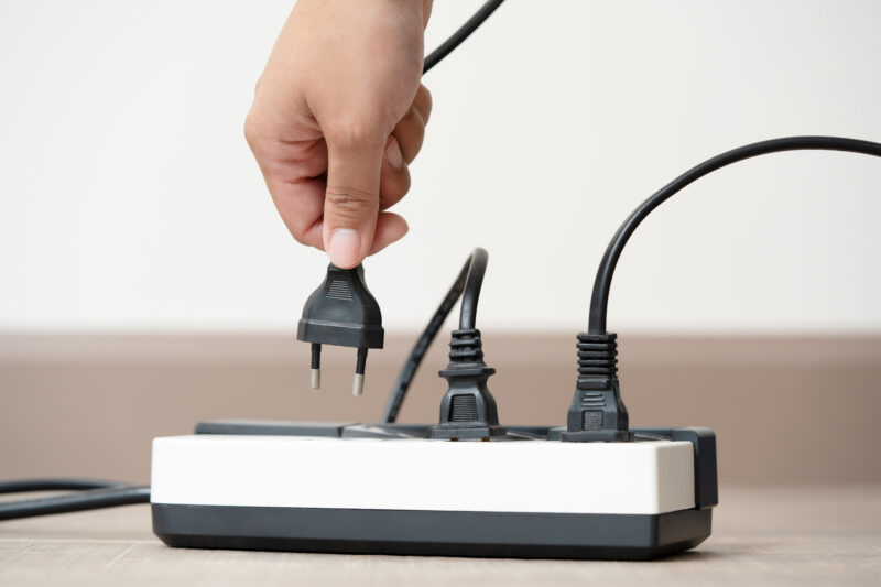 Understanding Electrical Overload: How Many Appliances Can Be Plugged into One Outlet