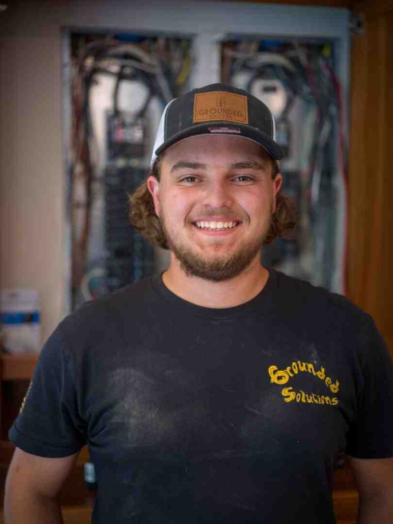 Indianapolis electrician services near me